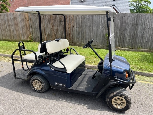 Used Cushman 2+2 electric golf buggy for sale