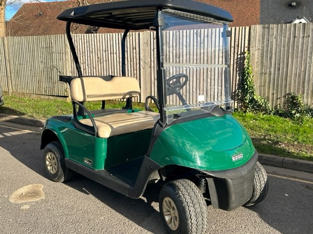 Secondhand Ezgo RXV electric buggy for sale