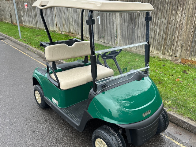 Used Ezgo RXV electric golf buggy for sale